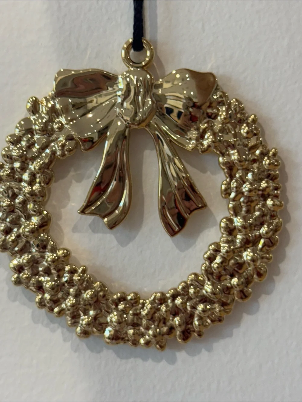 Gold Tone Ribbon Christmas Wreath Metal Ornament Karen Blixens Jul Elegant